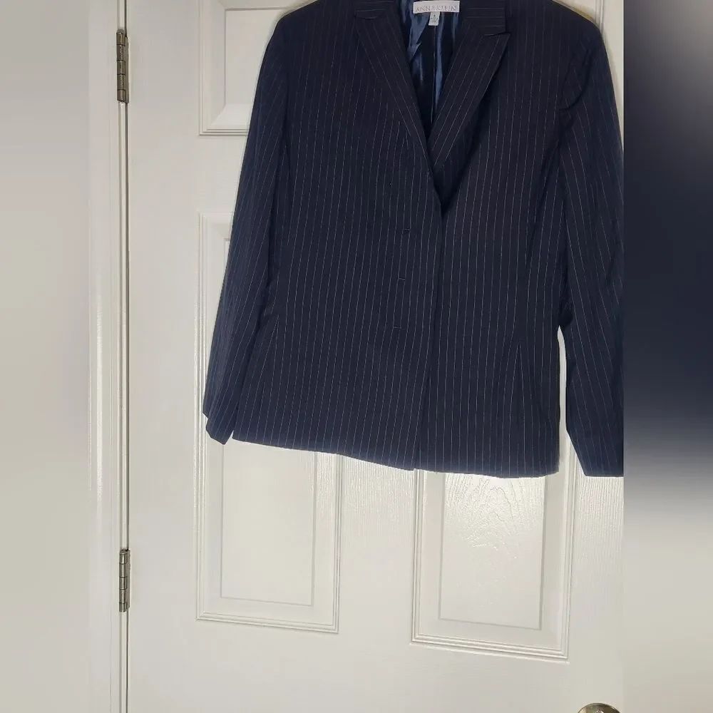 Anne Klein 6 Striped Navy Blue 100% WOOL Lined Buttons Up Women’s Blazer